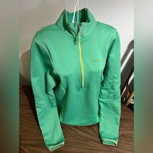 Patagonia sweatshirt size M